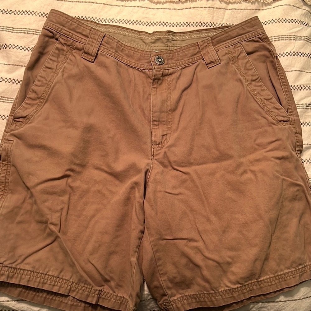 Columbia shorts